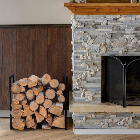 Największy i najbardziej pojemny stojak na drewno Firebox L (115 cm). Wykonany z trwałego, czarnego metalu malowanego proszkowo.