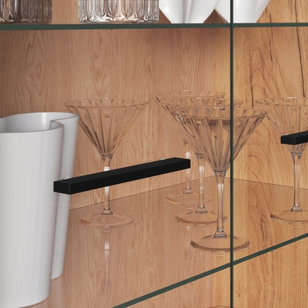 Witryna AMBER 05 – przeszklona niska witryna z półkami